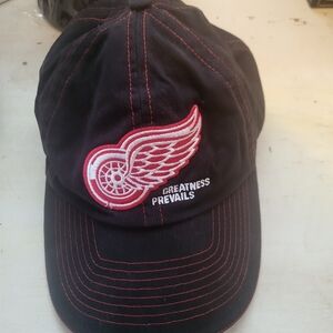 NHL Hockey Vintage Detroit Red Wing Adjustable Hat Cap Miller Lite